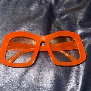 Oversized orange Sunnies